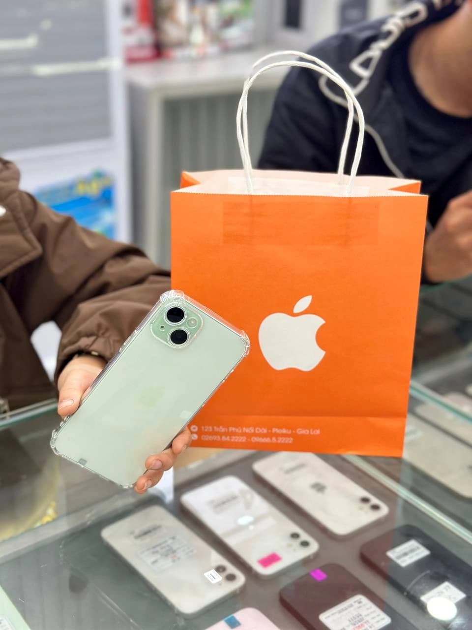 Cảm ơn quý khách đã tin chọn iPhone 11 tại Apple 123 Pleiku. Chúc bạn trải nghiệm tuyệt vời cùng sản phẩm mới!